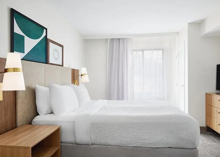 Staybridge Downtown By Ihg Peoria