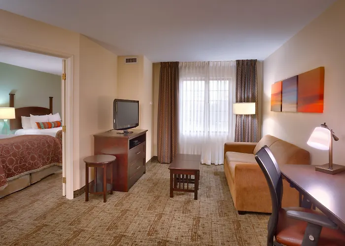 Staybridge Downtown By Ihg 3*