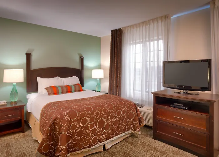 Staybridge Downtown By Ihg Hotel 3*