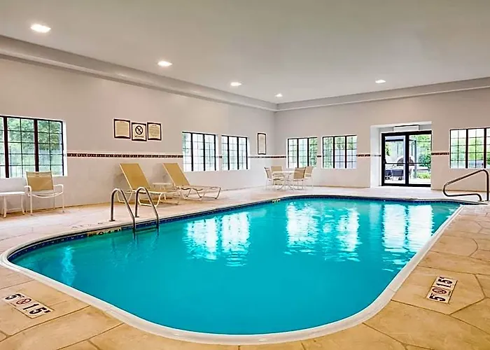 Staybridge Downtown By Ihg Hotel 3*