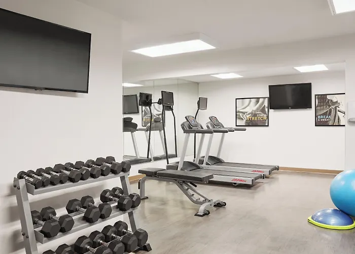 Staybridge Downtown By Ihg Hotel