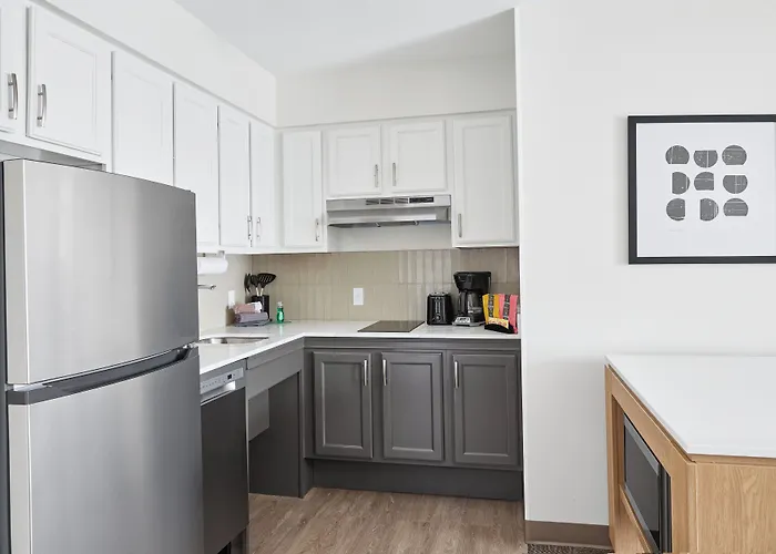 Staybridge Downtown By Ihg Hotel Peoria